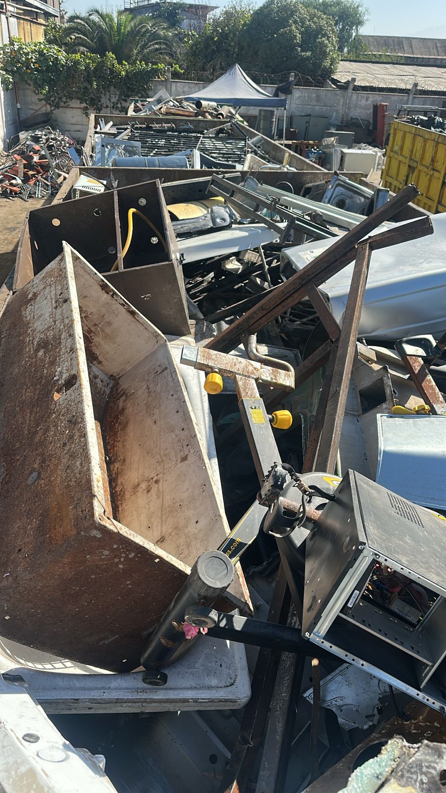 Bodega de reciclaje Metal Store